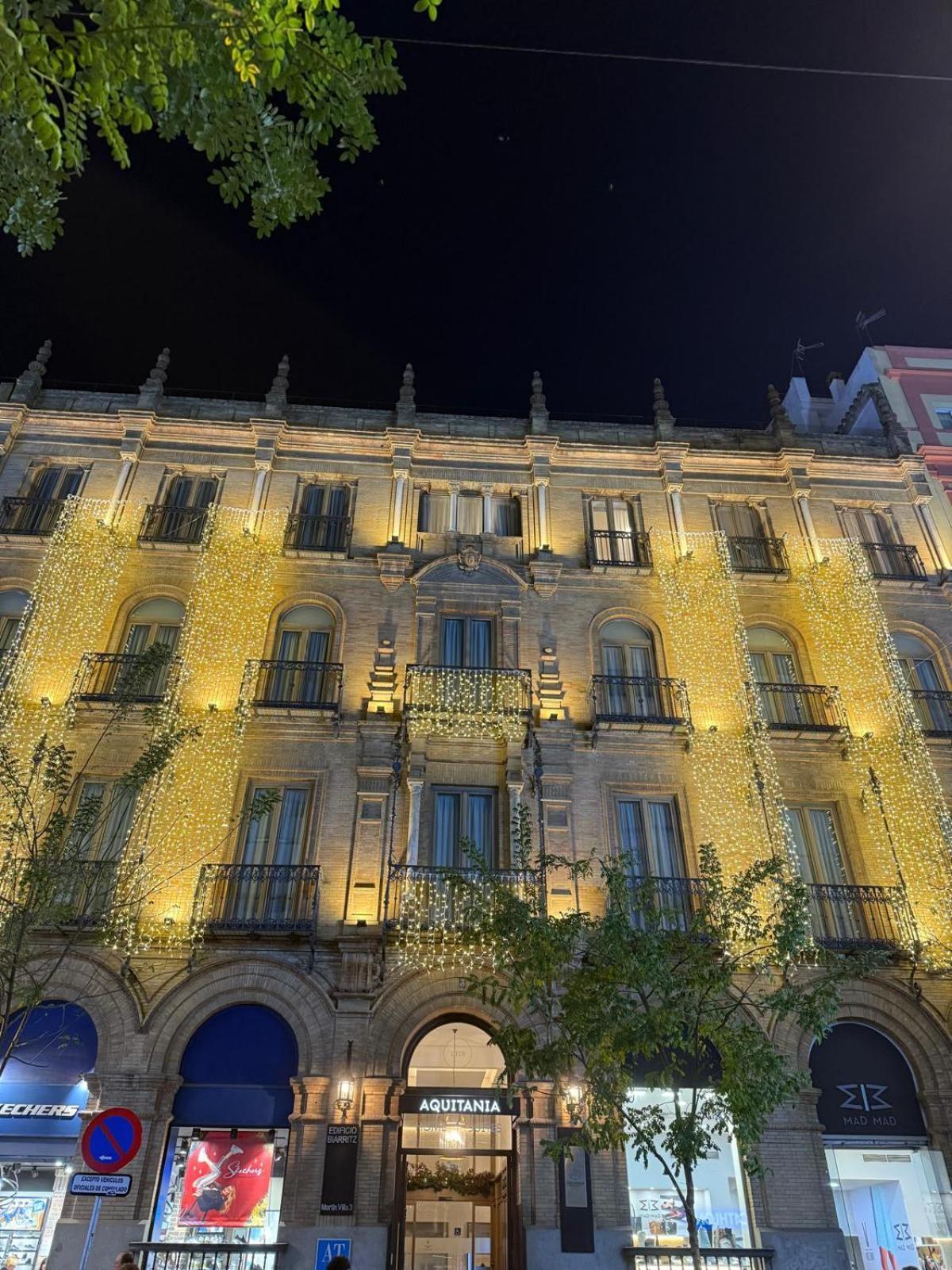 Aparthotel Aquitania Sevilla